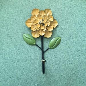 Flower wall hook